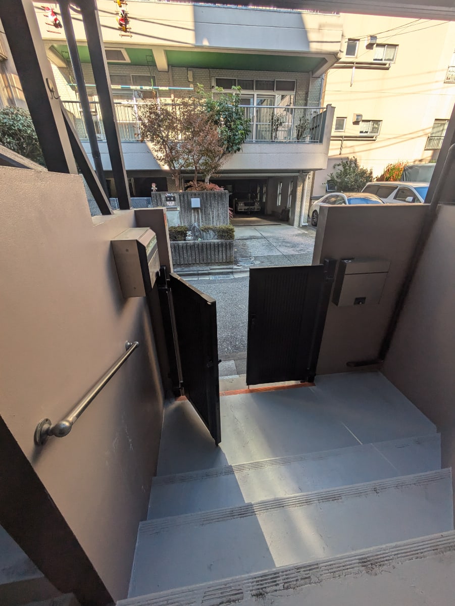 v20250603150701/fresh/building/J00100418699_12