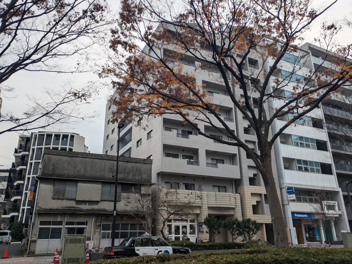v20250603150701/fresh/building/J00100421575_1