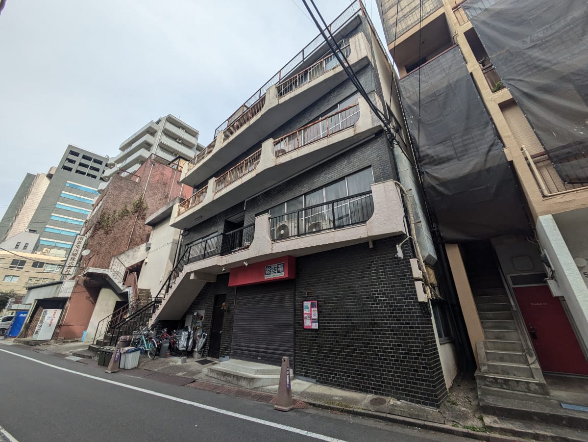 v20250603150701/fresh/building/J00100421576_6