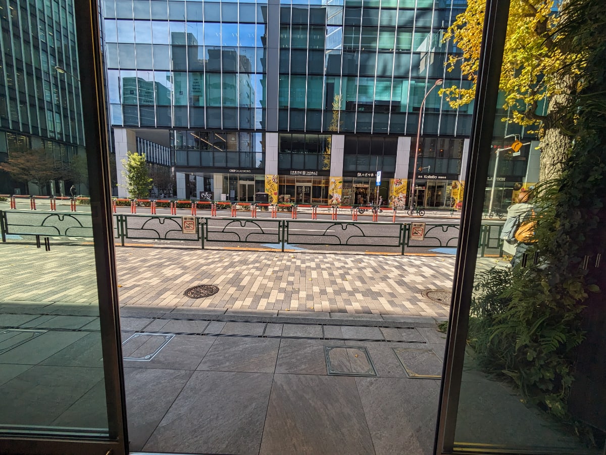 v20250603150701/fresh/building/J00100483281_15