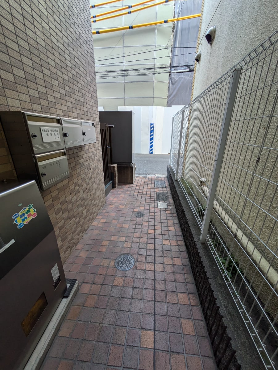 v20250603150701/fresh/building/J00100512405_9