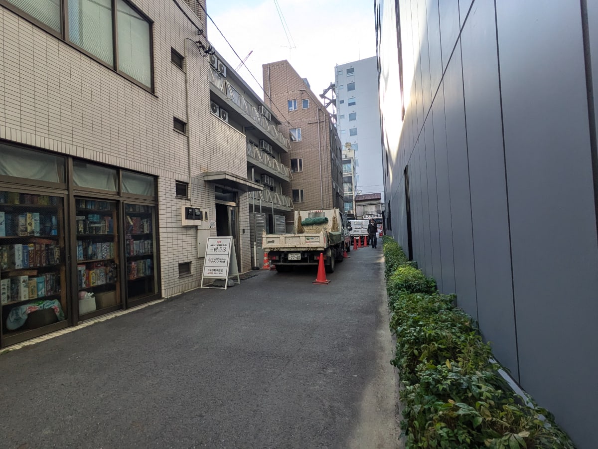 v20250605150700/fresh/building/J00100374030_11
