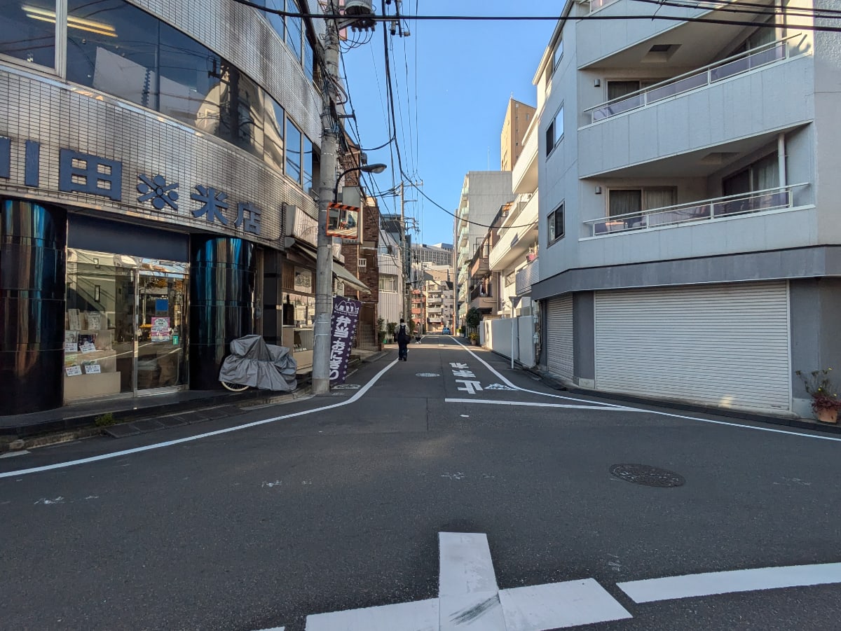 v20250605150700/fresh/building/J00100386416_12