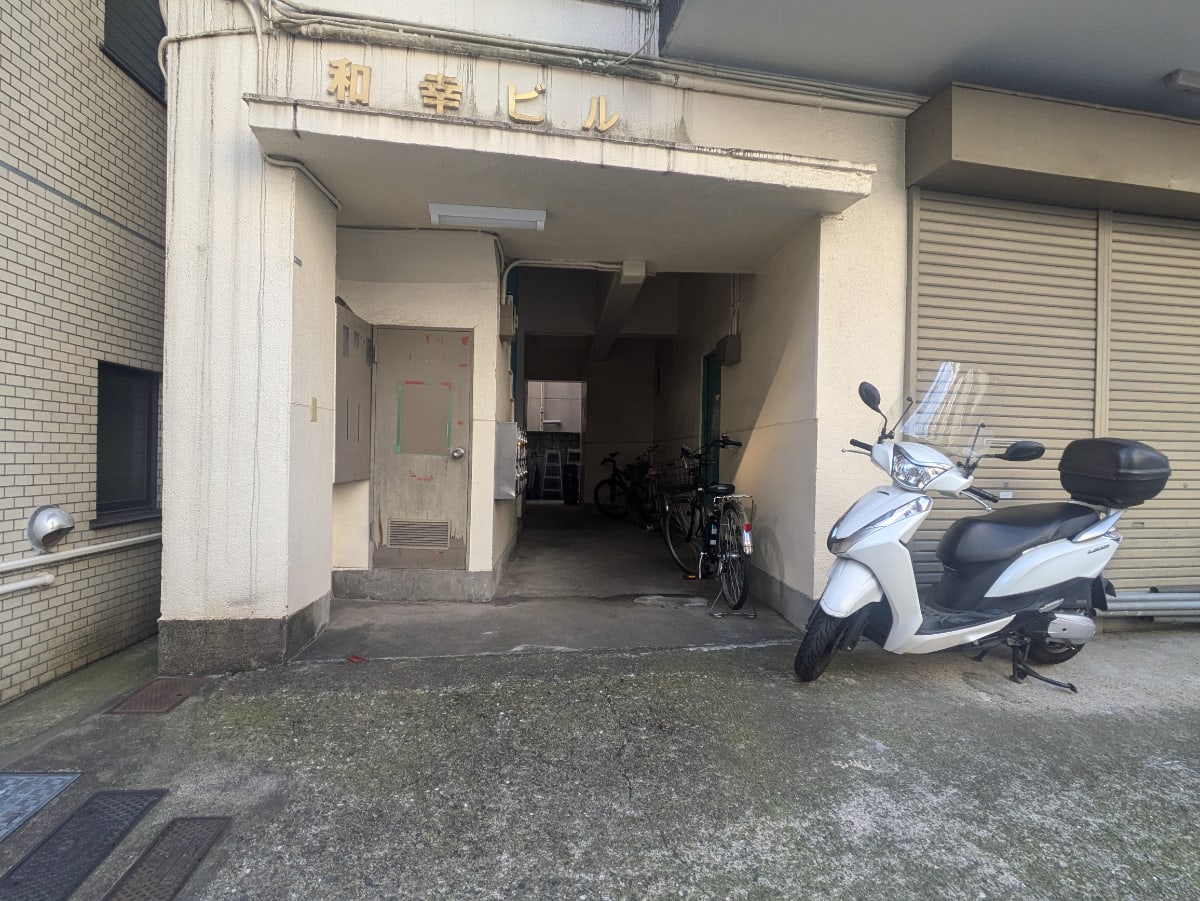 v20250605150700/fresh/building/J00100480799_3