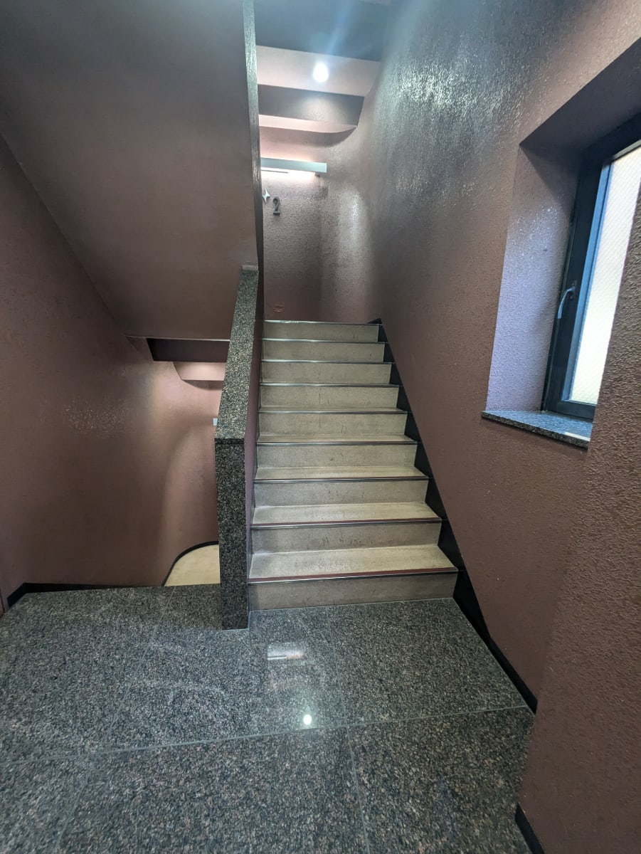 v20250606150704/fresh/building/J00100386453_13