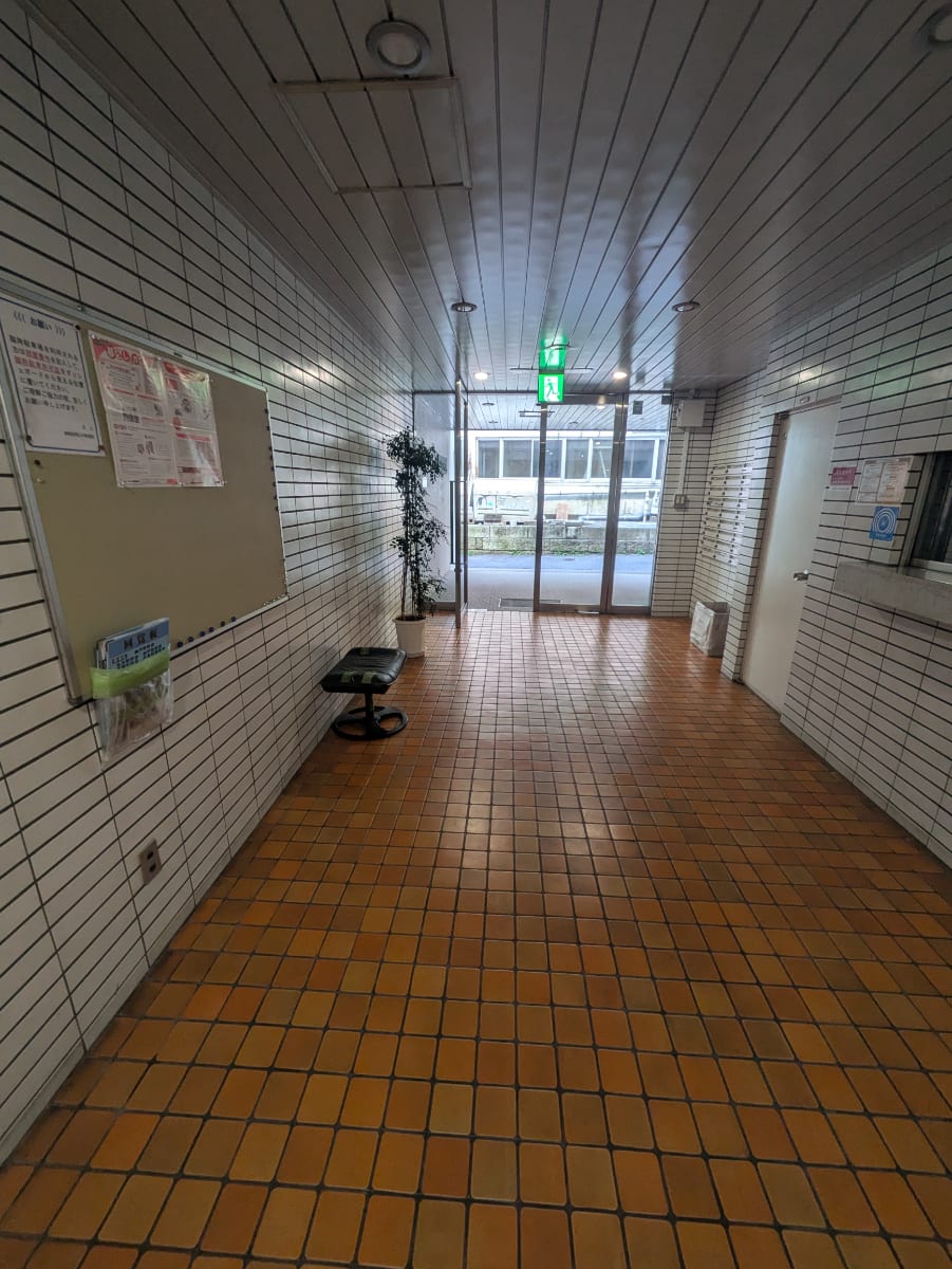 v20250606150704/fresh/building/J00100386458_14