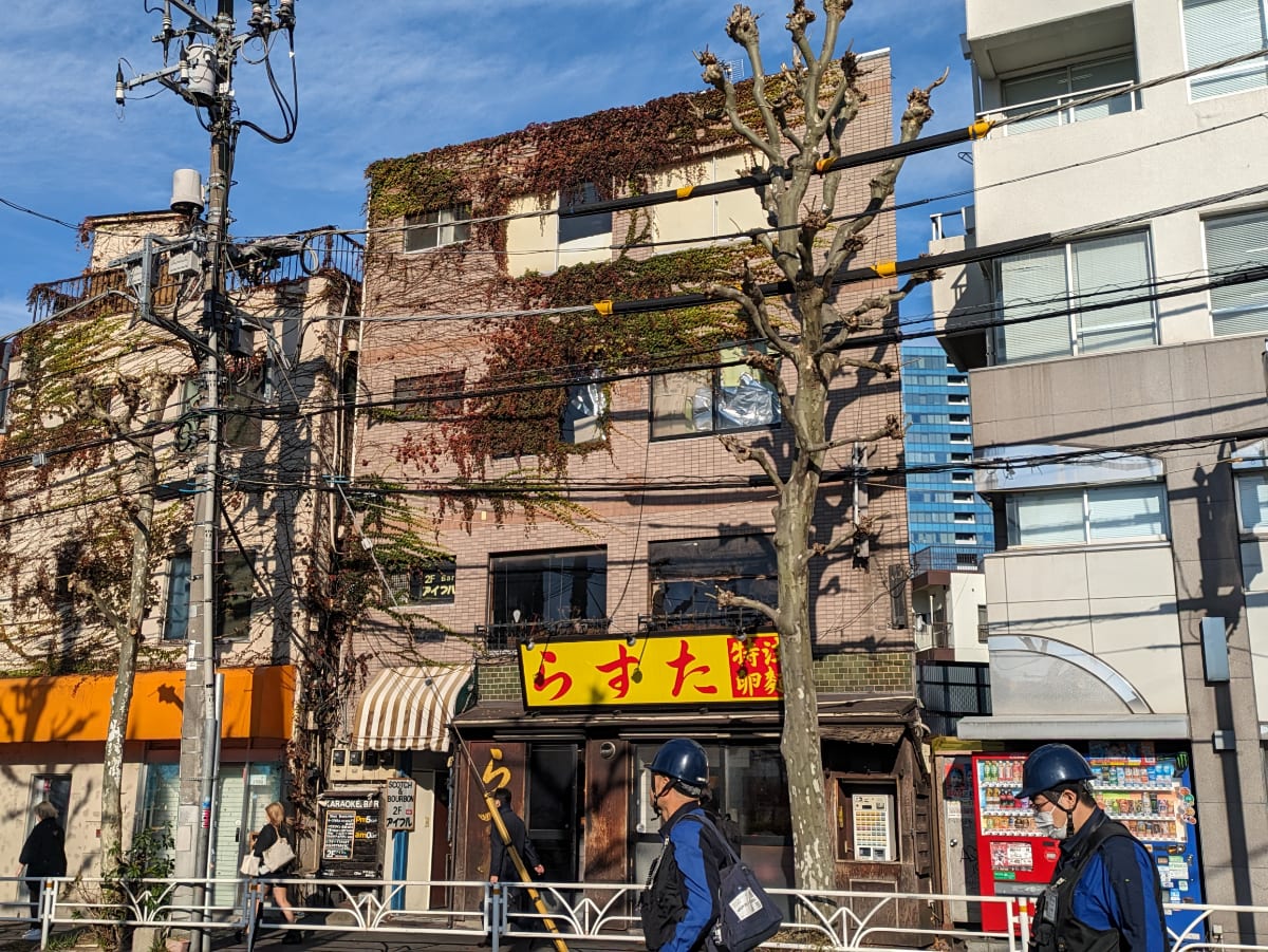 v20250606150704/fresh/building/J00100404065_5