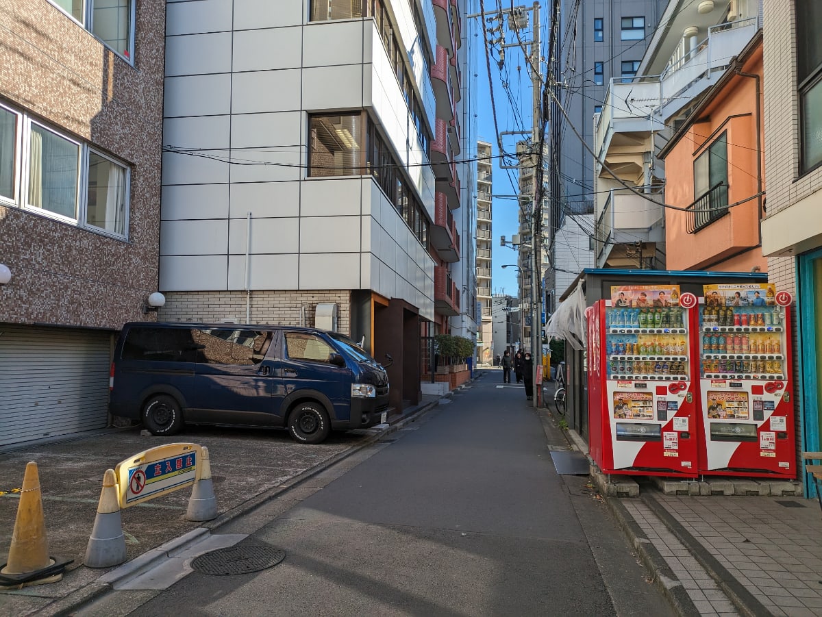 v20250607150541/fresh/building/J00100380111_26