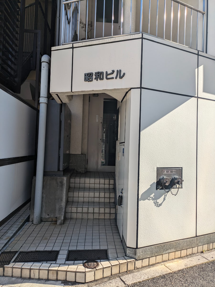 v20250607150541/fresh/building/J00100389870_3