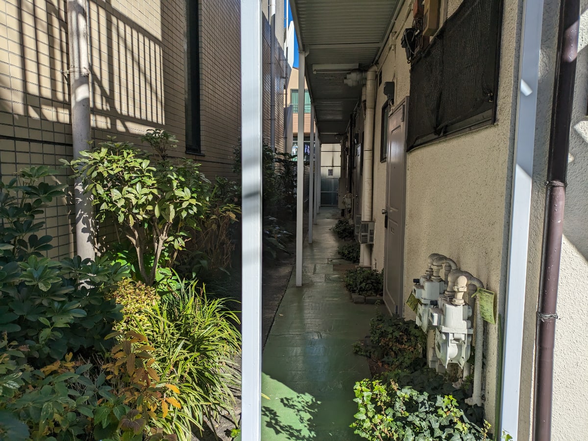 v20250608150552/fresh/building/J00100404060_9