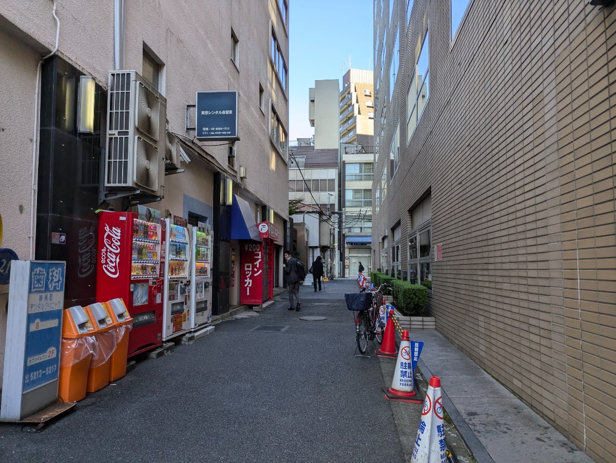 v20250609150705/fresh/building/J00100382466_12