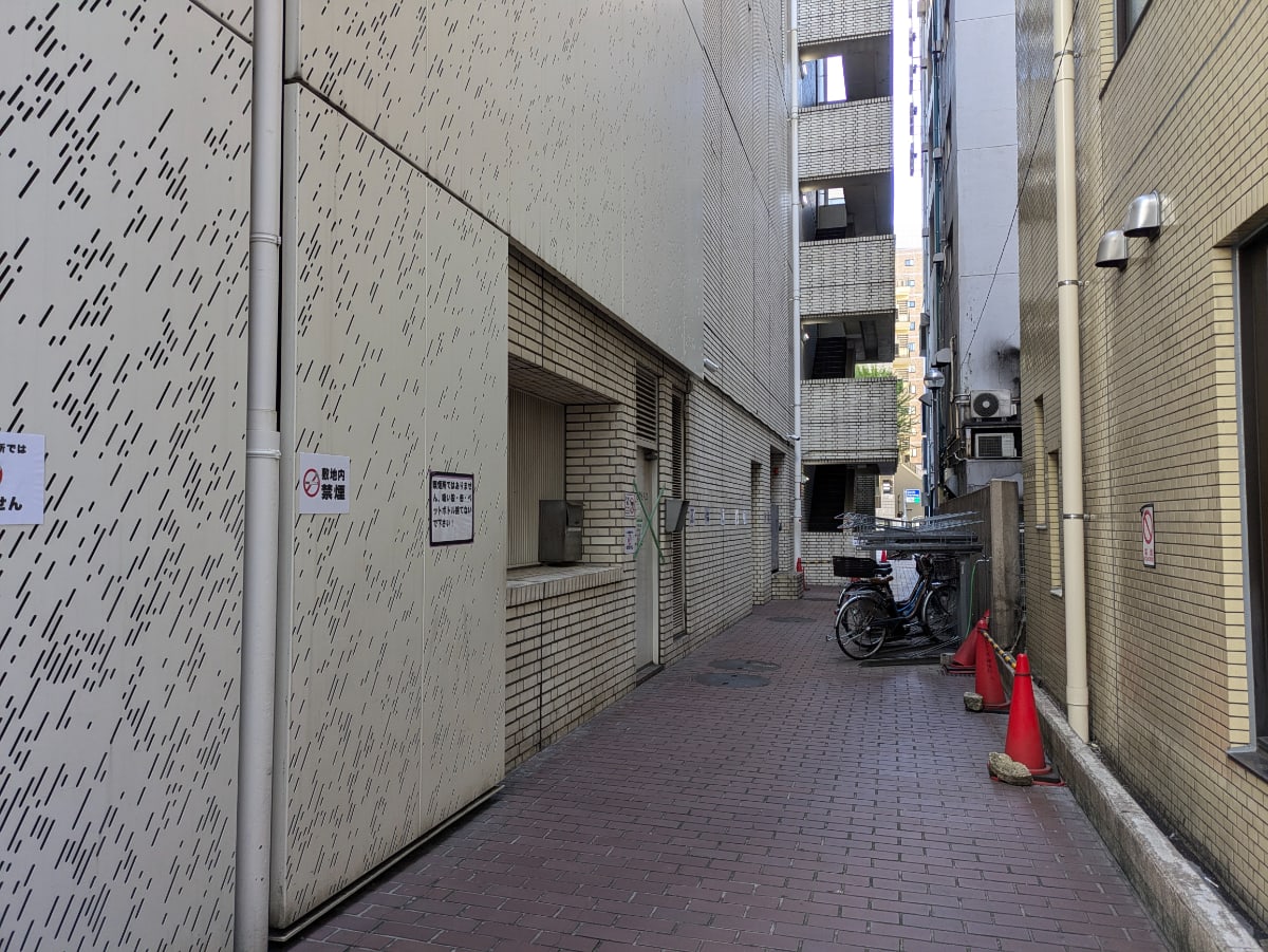 v20250609150705/fresh/building/J00100382468_15