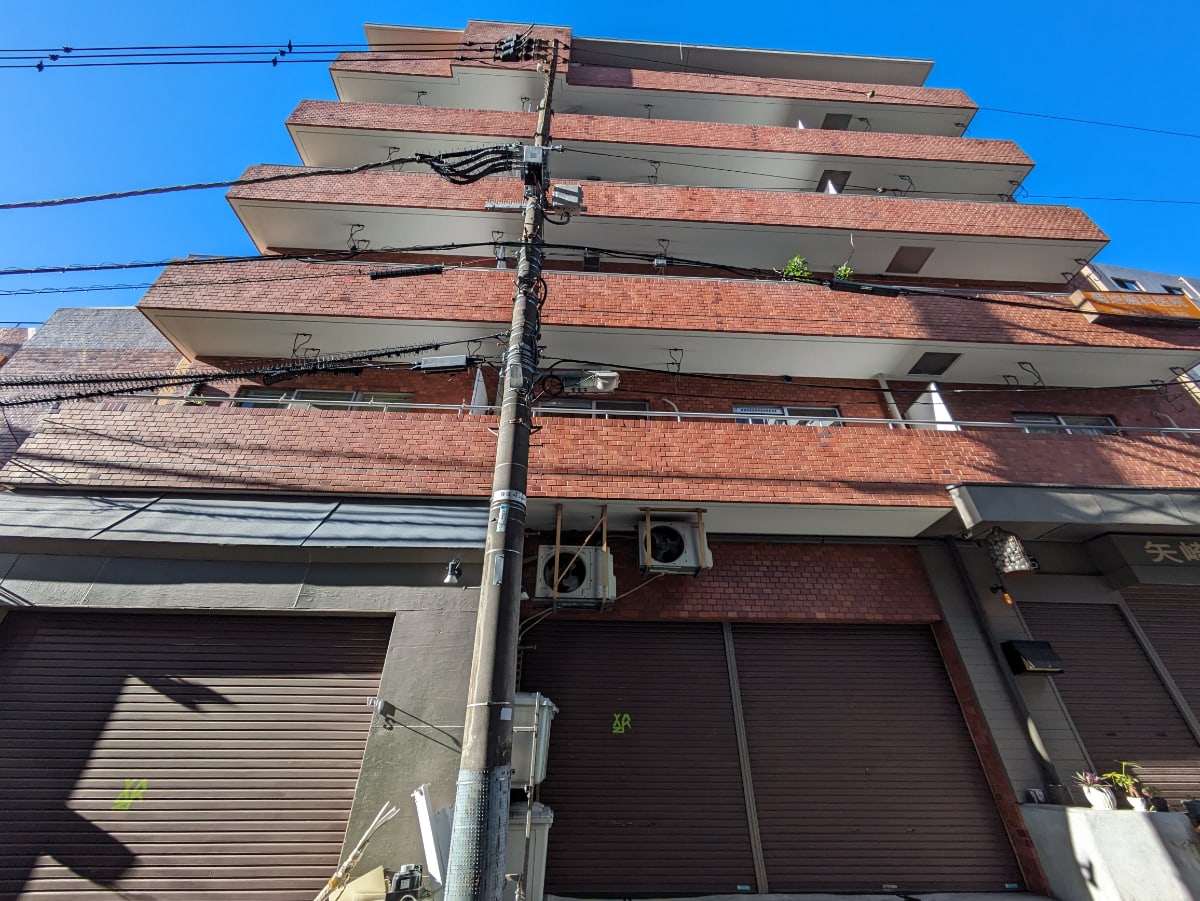 v20250609150705/fresh/building/J00100394213_6