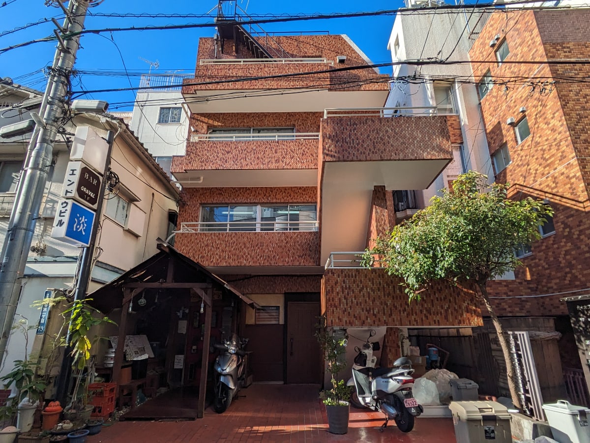 v20250609150705/fresh/building/J00100403240_1