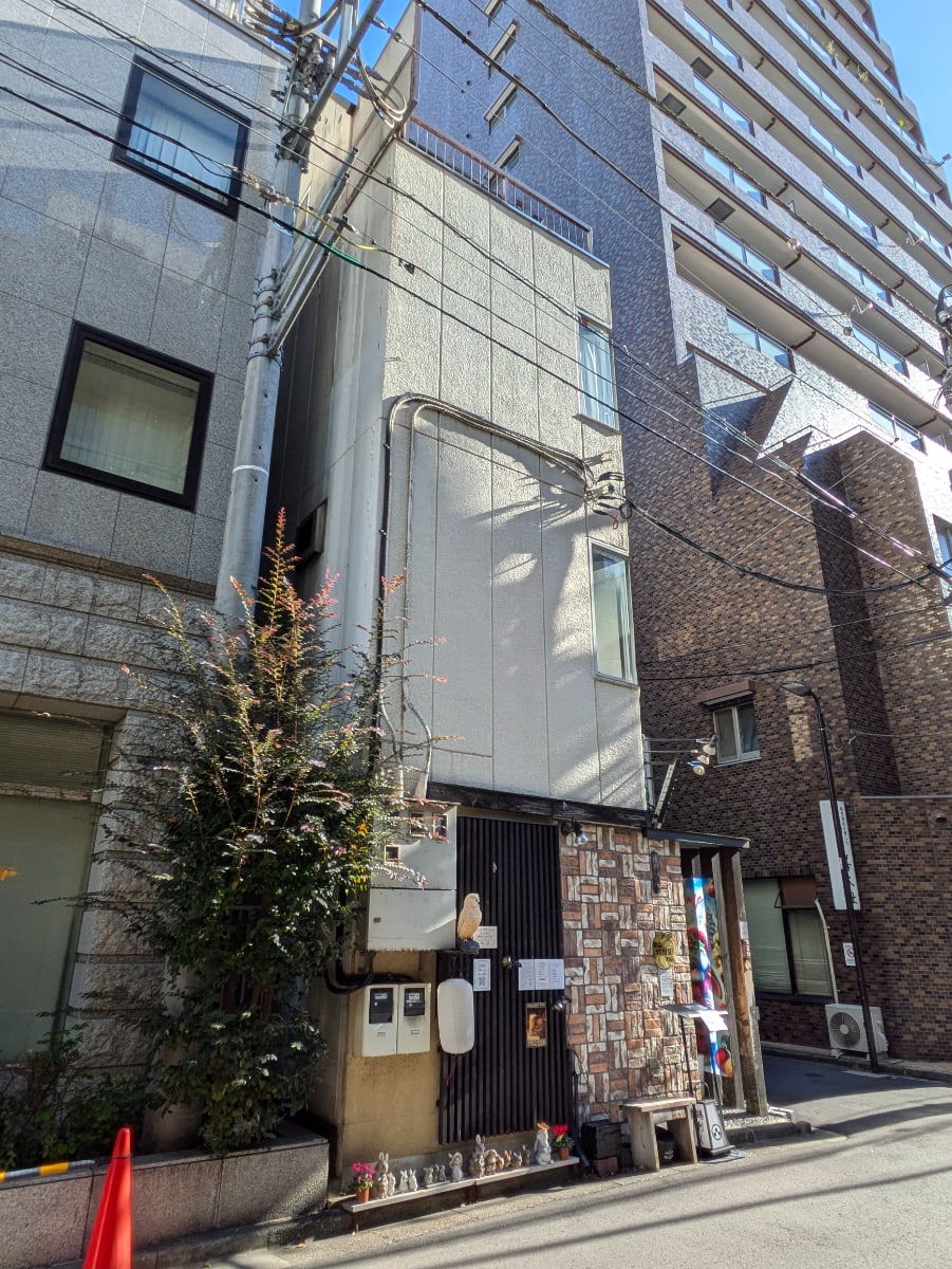 v20250609150705/fresh/building/J00100404114_6