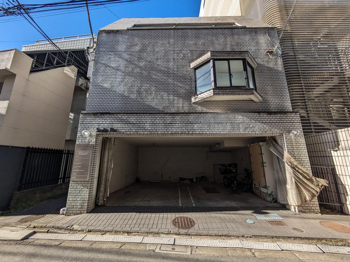 v20250609150705/fresh/building/J00100480816_1