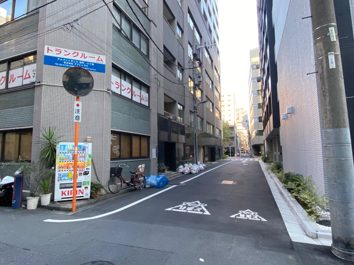 v20250611023000/fresh/building/J00100376250_9
