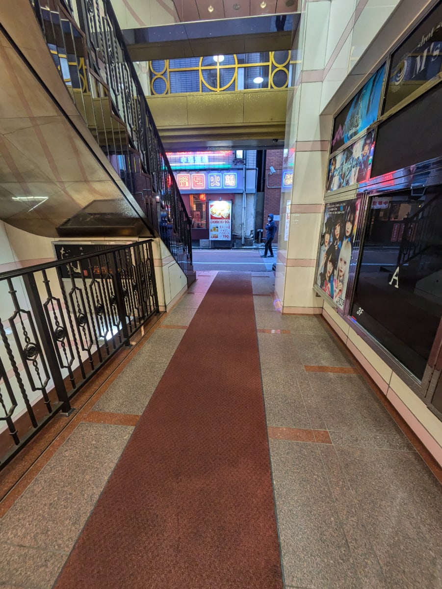 v20250611023000/fresh/building/J00100377296_9