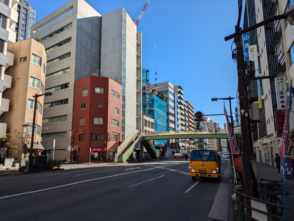 v20250611023000/fresh/building/J00100378101_11