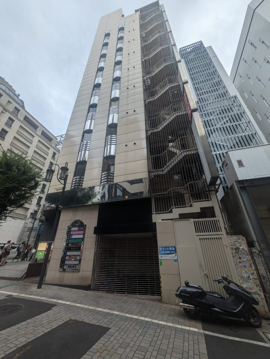 v20250611023000/fresh/building/J00100387972_9