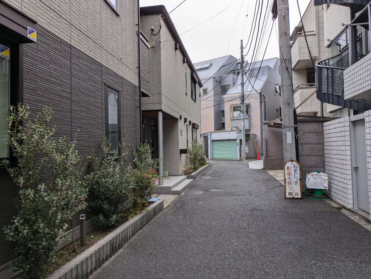 v20250611023000/fresh/building/J00100388489_12