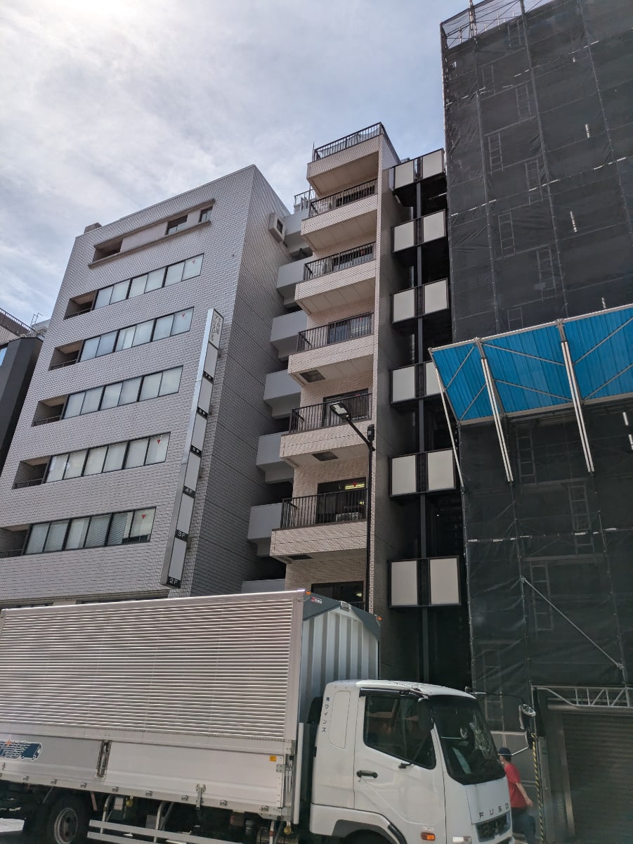 v20250611023000/fresh/building/J00100389647_16