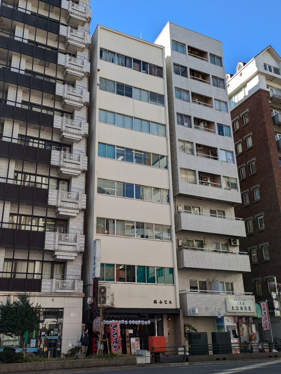 v20250611023000/fresh/building/J00100402402_5