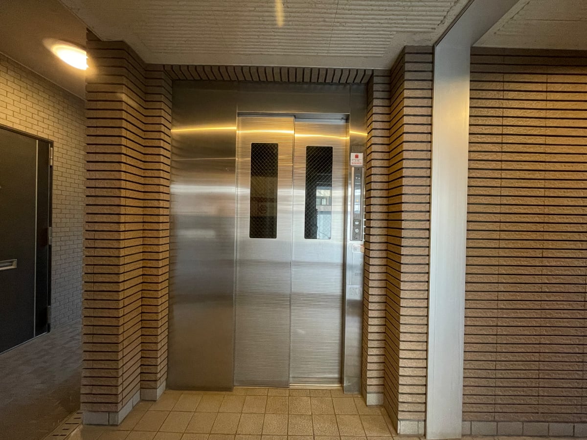 v20250611023000/fresh/building/J00100404439_4