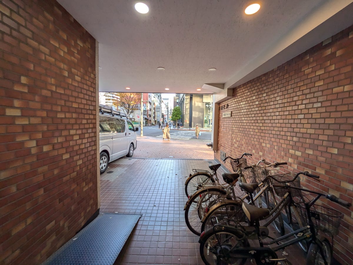 v20250611023000/fresh/building/J00100496766_9