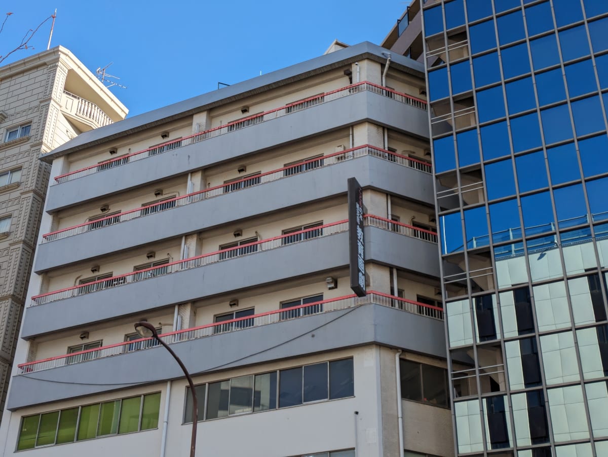 v20250611150814/fresh/building/J00100373951_8