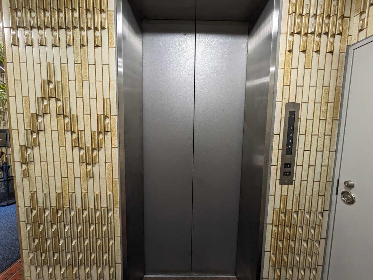 v20250611150814/fresh/building/J00100387880_4