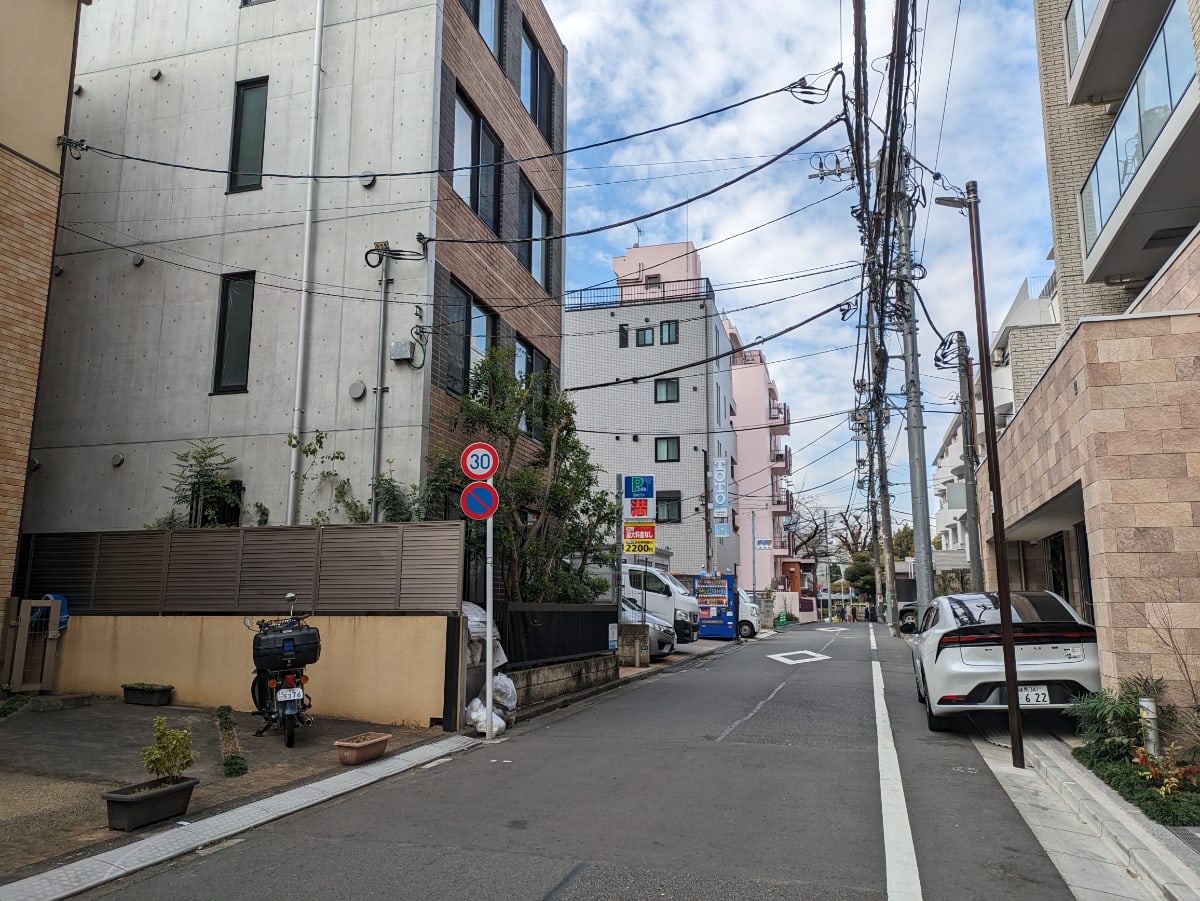 v20250611150815/fresh/building/J00100358121_2