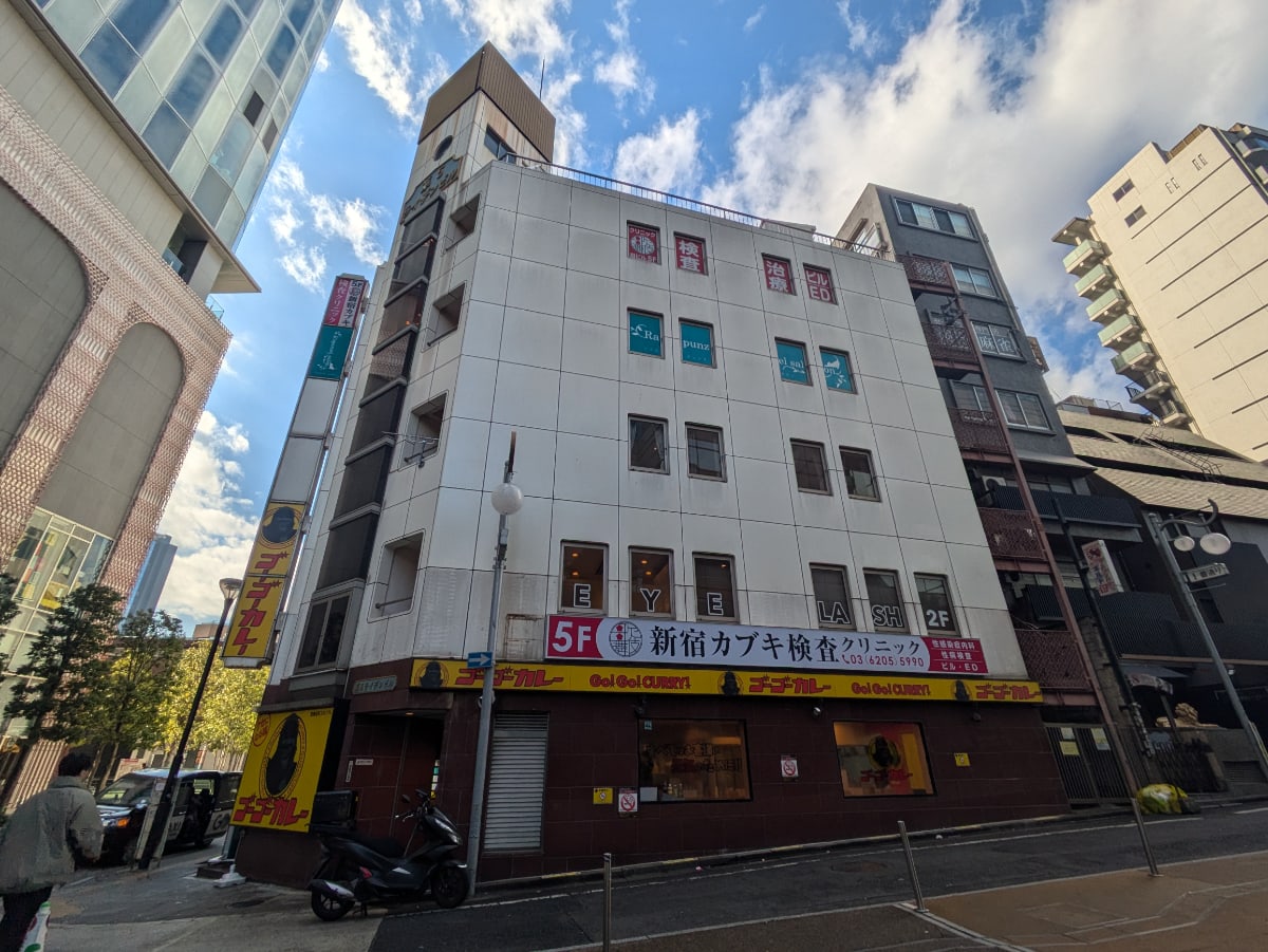 v20250611150815/fresh/building/J00100358590_1