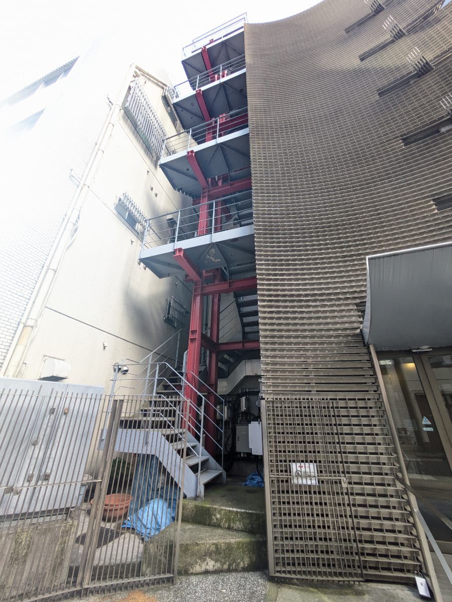v20250611150815/fresh/building/J00100359097_16