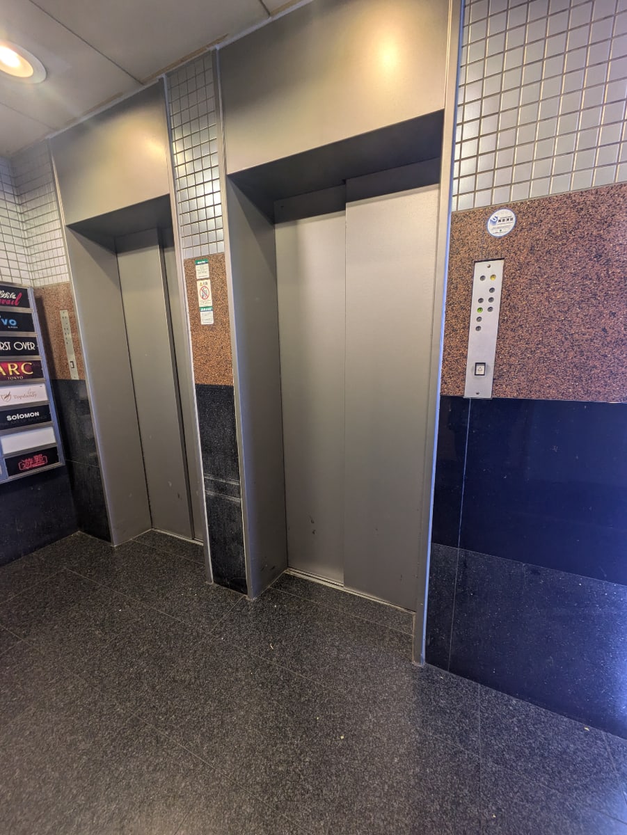 v20250611150815/fresh/building/J00100363772_4