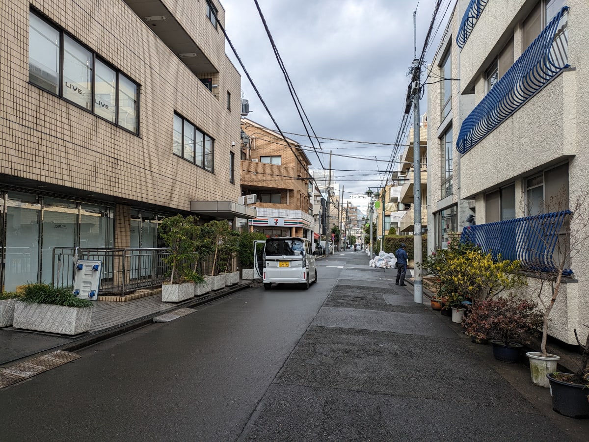 v20250611150815/fresh/building/J00100366186_11