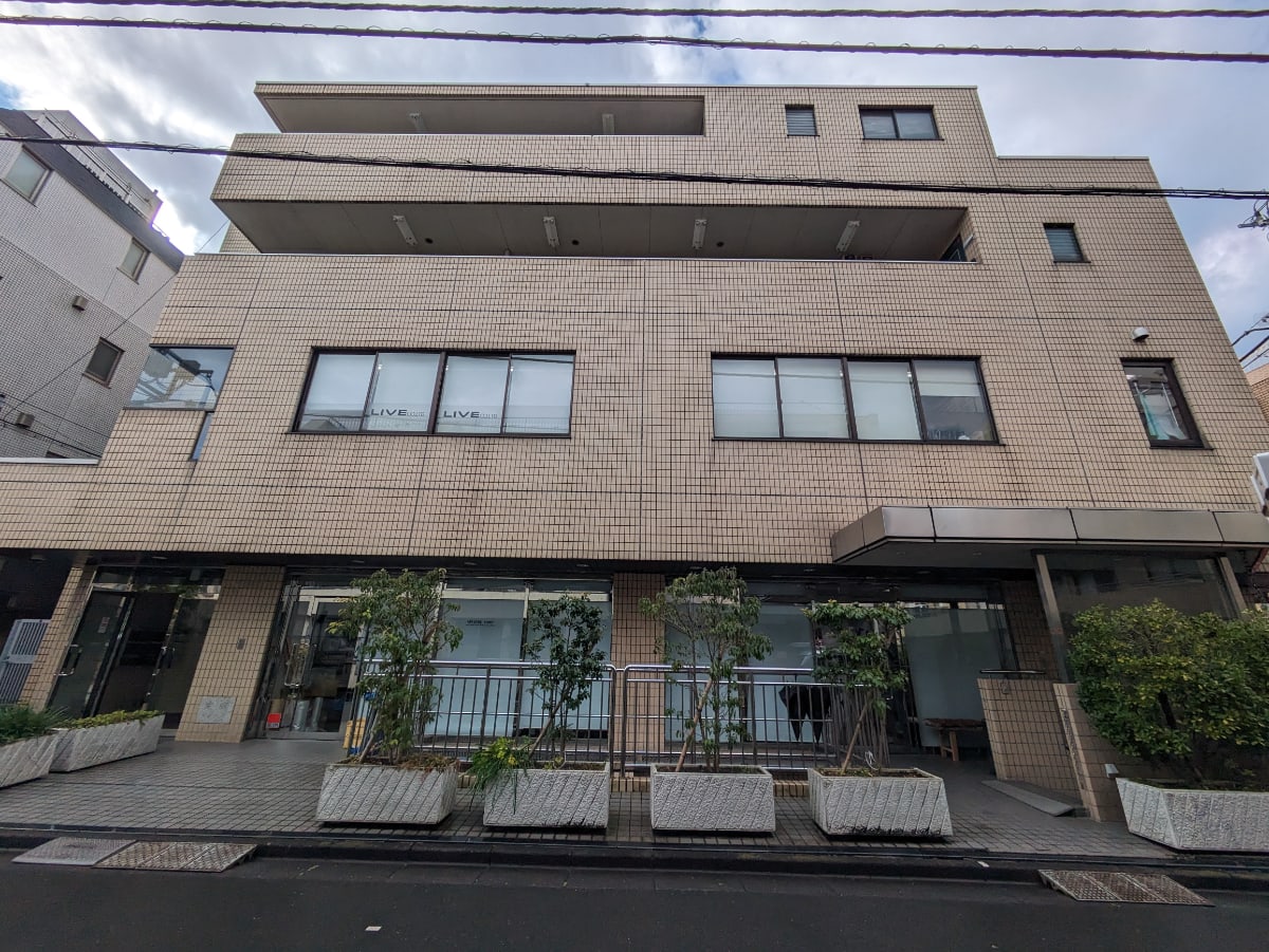 v20250611150815/fresh/building/J00100366186_8