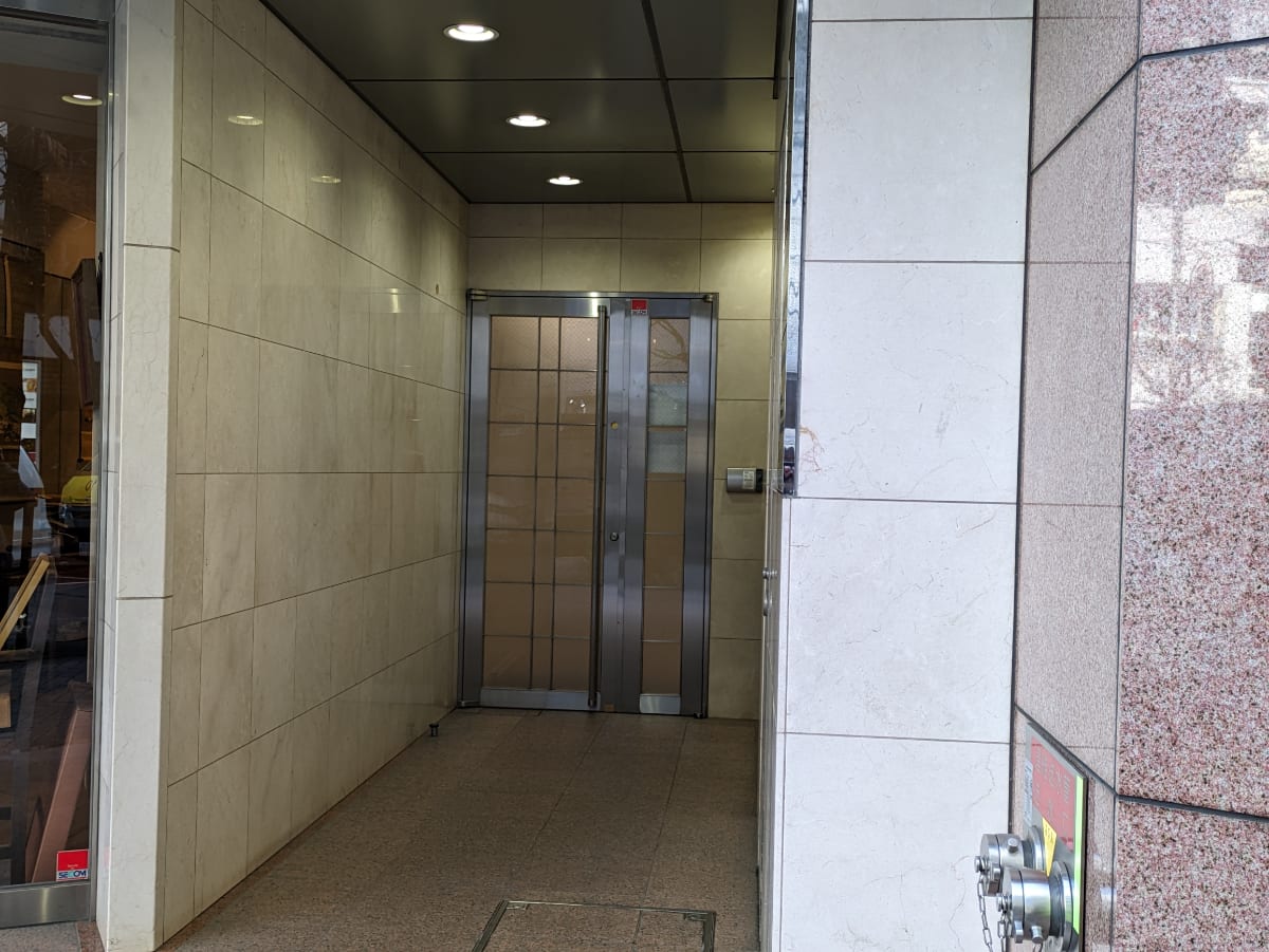 v20250611150815/fresh/building/J00100373672_10