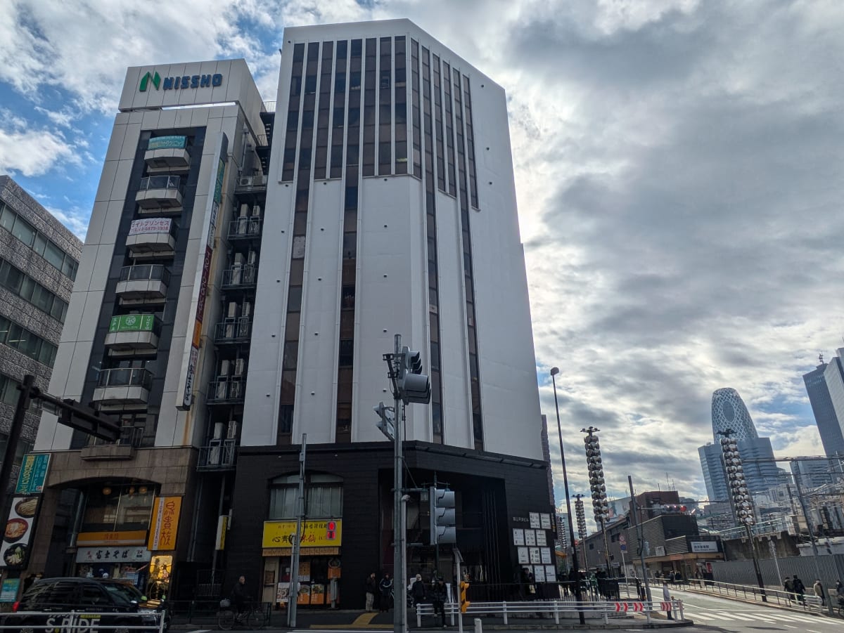 v20250611150815/fresh/building/J00100373968_14