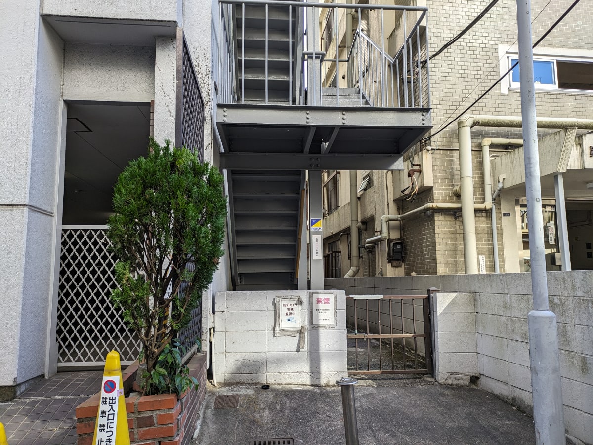 v20250611150815/fresh/building/J00100374077_9