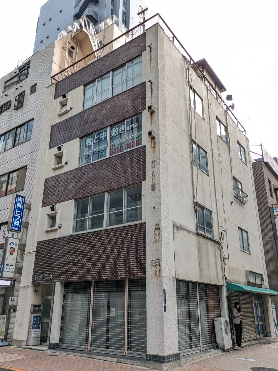 v20250611150815/fresh/building/J00100375079_1