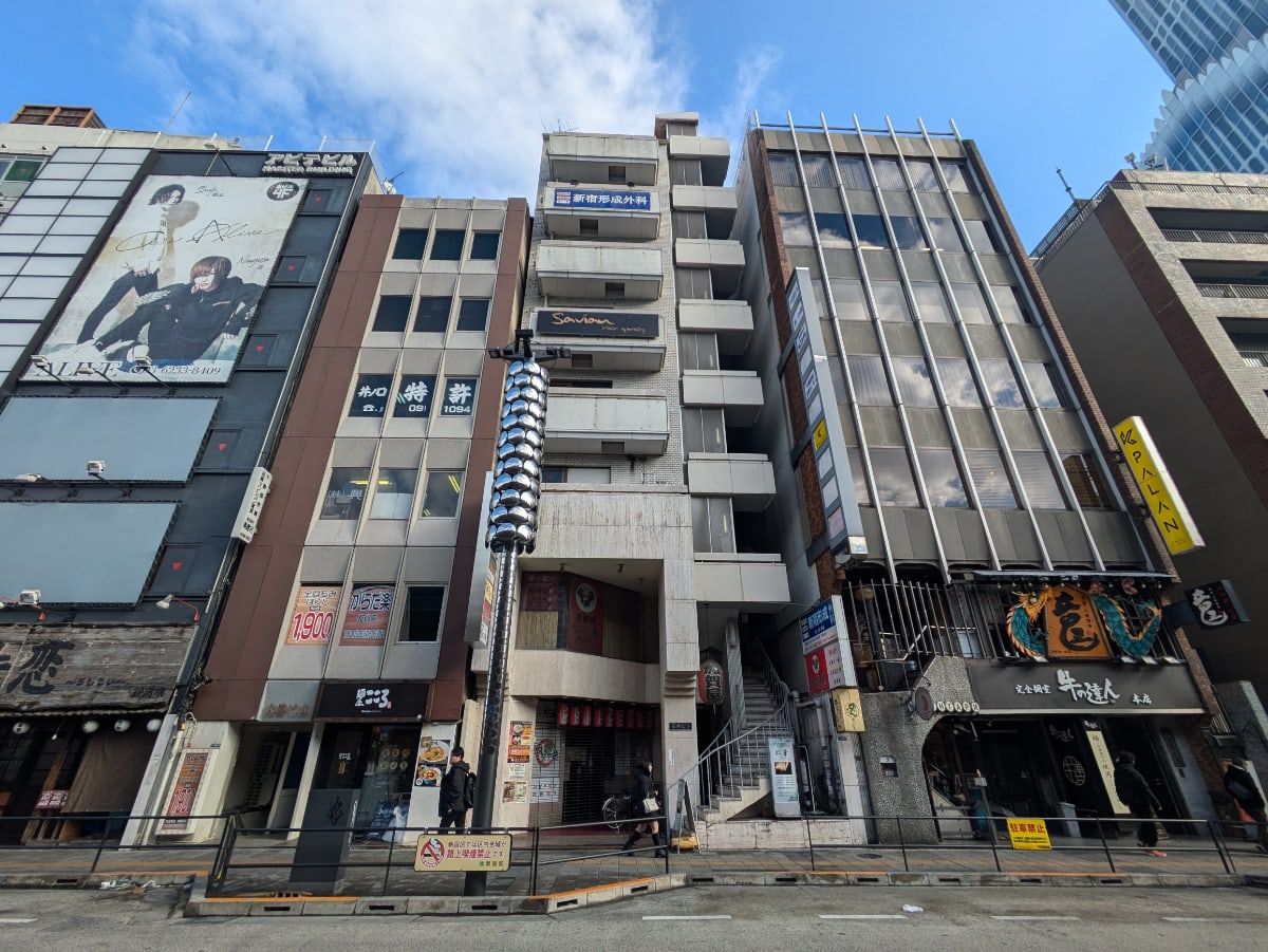 v20250611150815/fresh/building/J00100375103_10