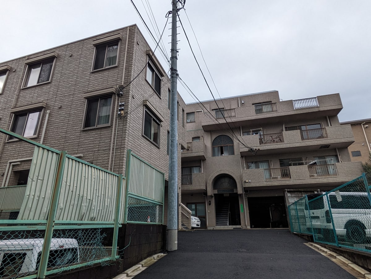 v20250611150815/fresh/building/J00100375515_1