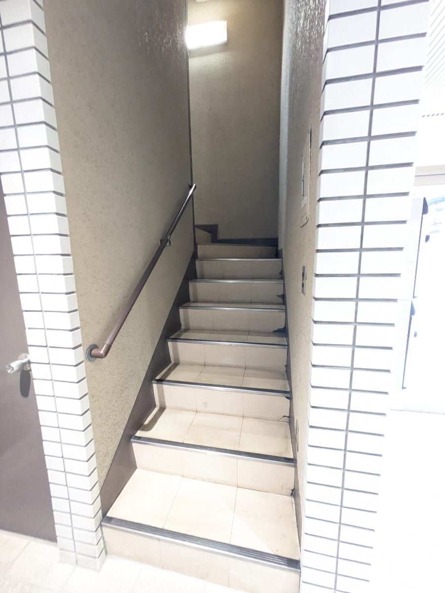 v20250611150815/fresh/building/J00100375690_6