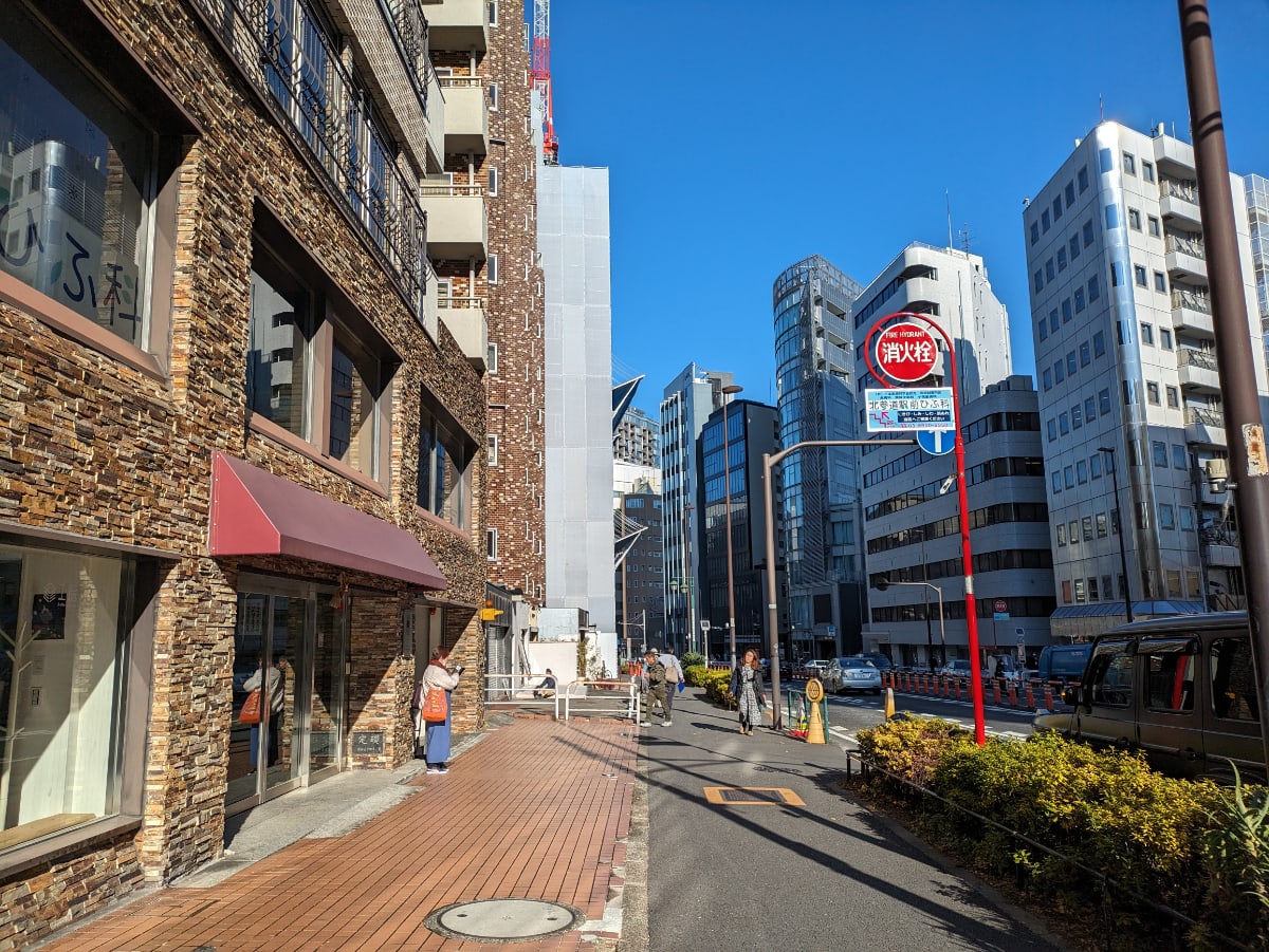 v20250611150815/fresh/building/J00100376255_15