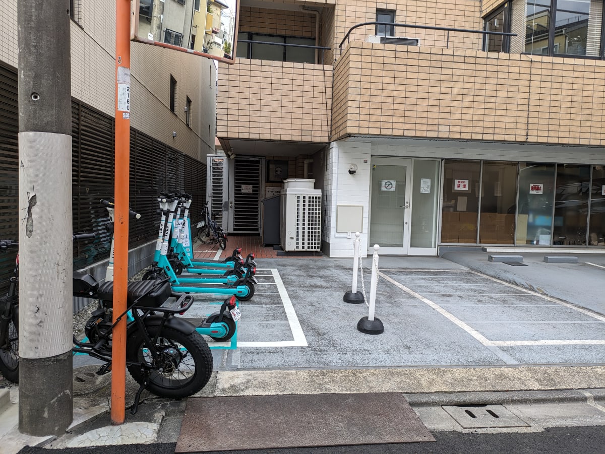 v20250611150815/fresh/building/J00100377370_9