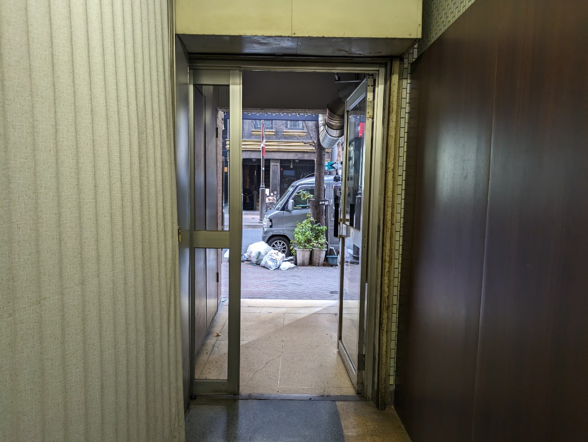 v20250611150815/fresh/building/J00100377530_12