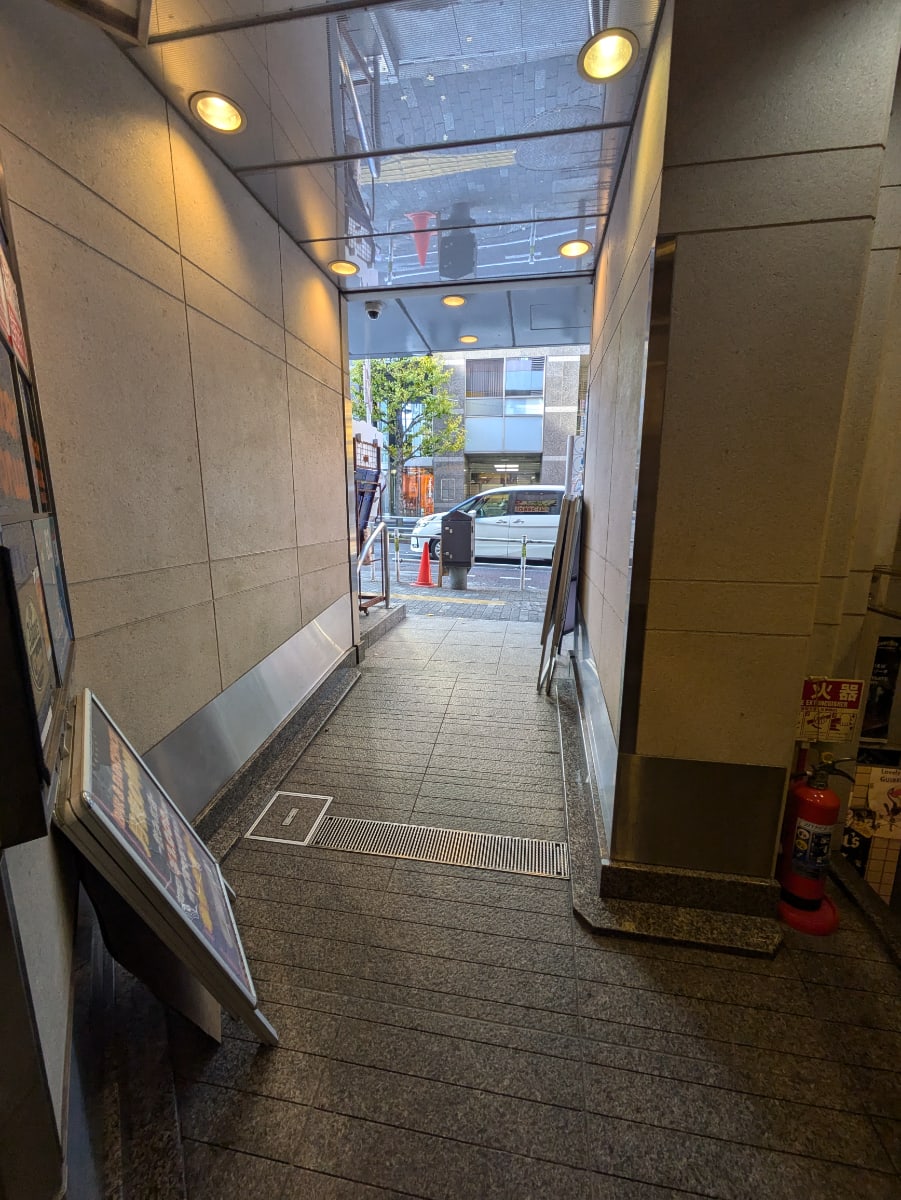 v20250611150815/fresh/building/J00100377540_9