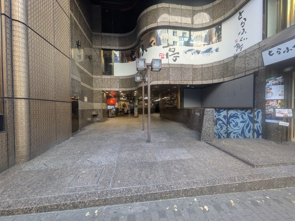 v20250611150815/fresh/building/J00100377902_3