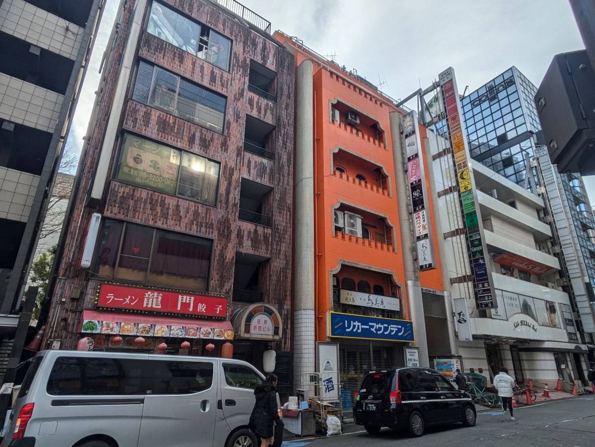 v20250611150815/fresh/building/J00100378129_5